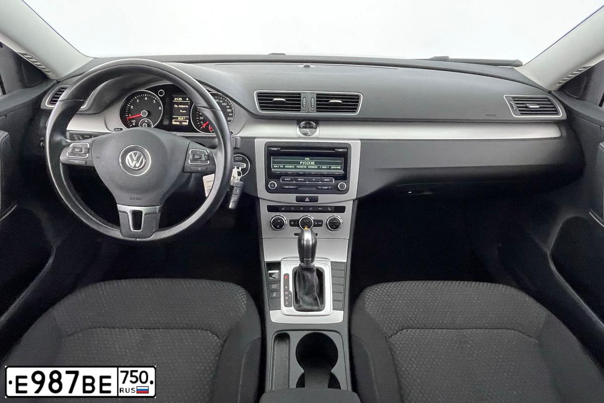 Фото автомобиля VOLKSWAGEN PASSAT, 2014 — госномер Х929ХР790