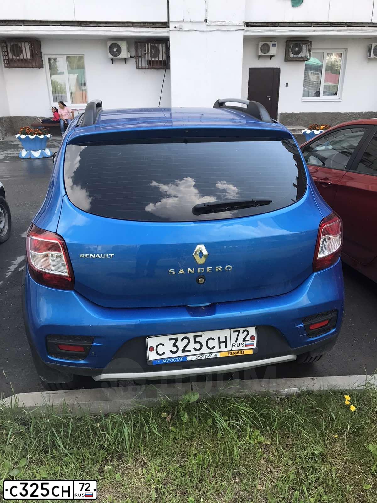 Фото автомобиля RENAULT SANDERO, 2018 — госномер А212ЕЕ155. Цвет: СВЕТЛО-СИНИЙ