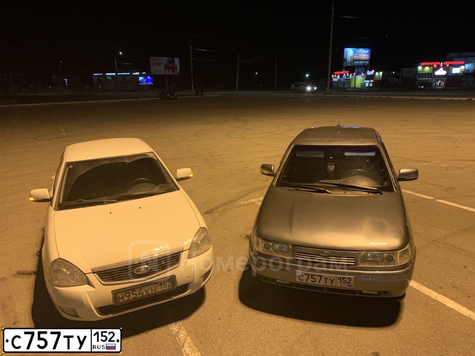 Фото автомобиля LADA 2112 LADA, 2007 — госномер Т584СУ152. Цвет: СЕРО-ЗЕЛЕНЫЙ МЕТАЛЛИК