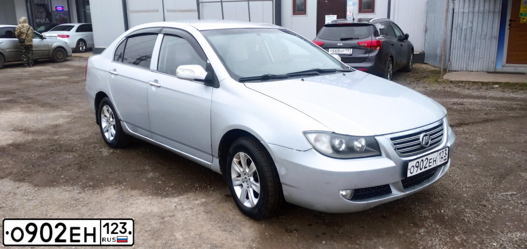 Фото автомобиля LIFAN SOLANO, 2012 — госномер О902ЕН123. Цвет: СЕРЕБРИСТЫЙ