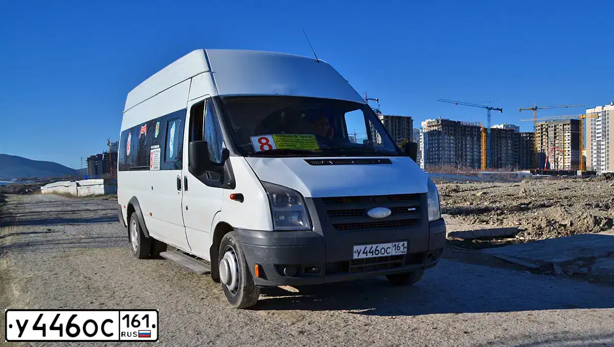 Фото автомобиля FORD TRANSIT, 2007 — госномер У446ОС161. Цвет: Белый