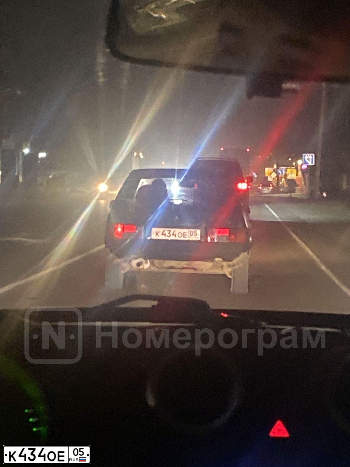 Фото автомобиля LADA 2109 SAMARA, 2004 — госномер К434ОЕ05. Цвет: ТЕМНО-ЗЕЛЕНЫЙ