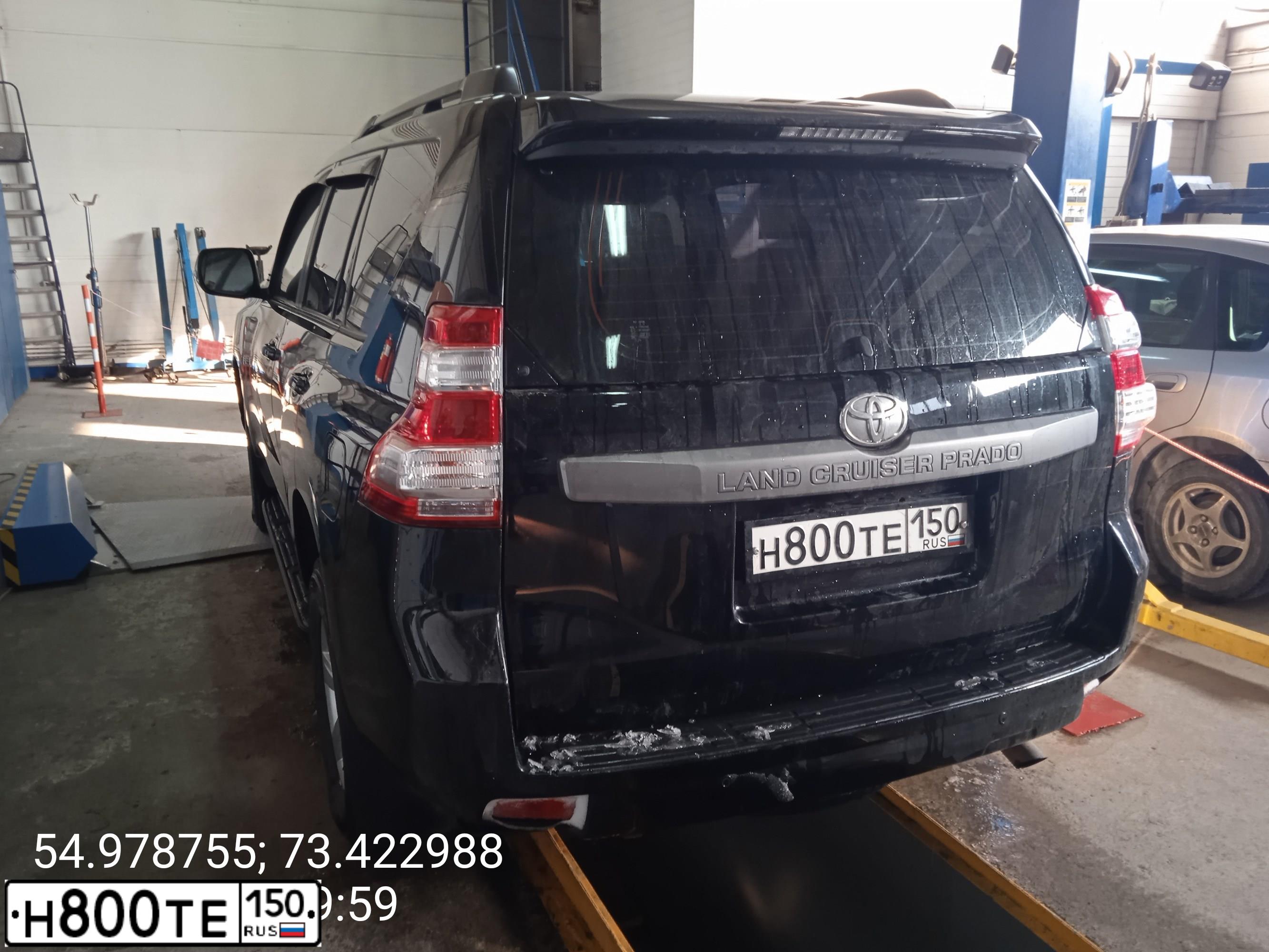 Фото автомобиля TOYOTA CAMRY, 2008 — госномер Е638ЕТ977. Цвет: БЕЖЕВЫЙ