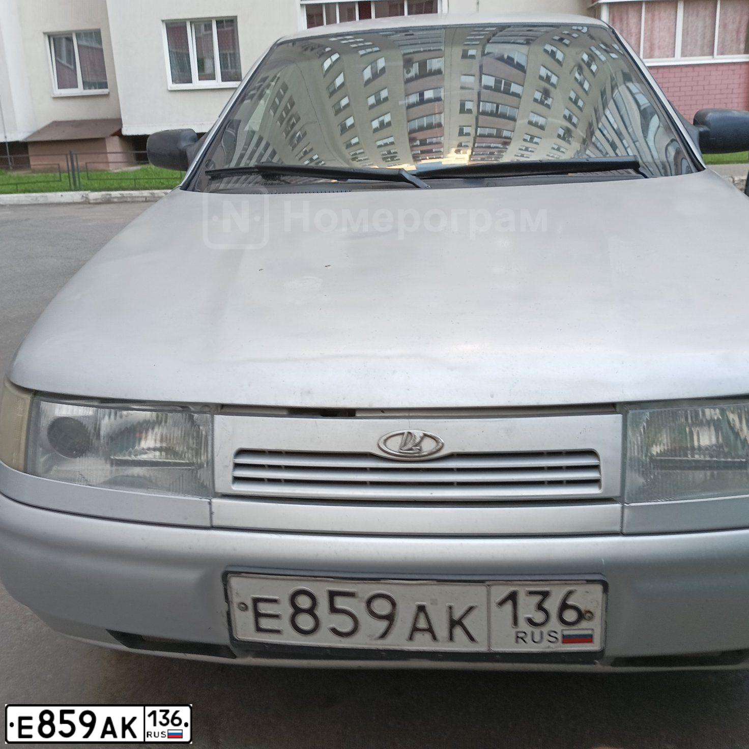 Фото автомобиля BOGDAN 2110/2111, 2010 — госномер Е859АК136. Цвет: СЕРЫЙ