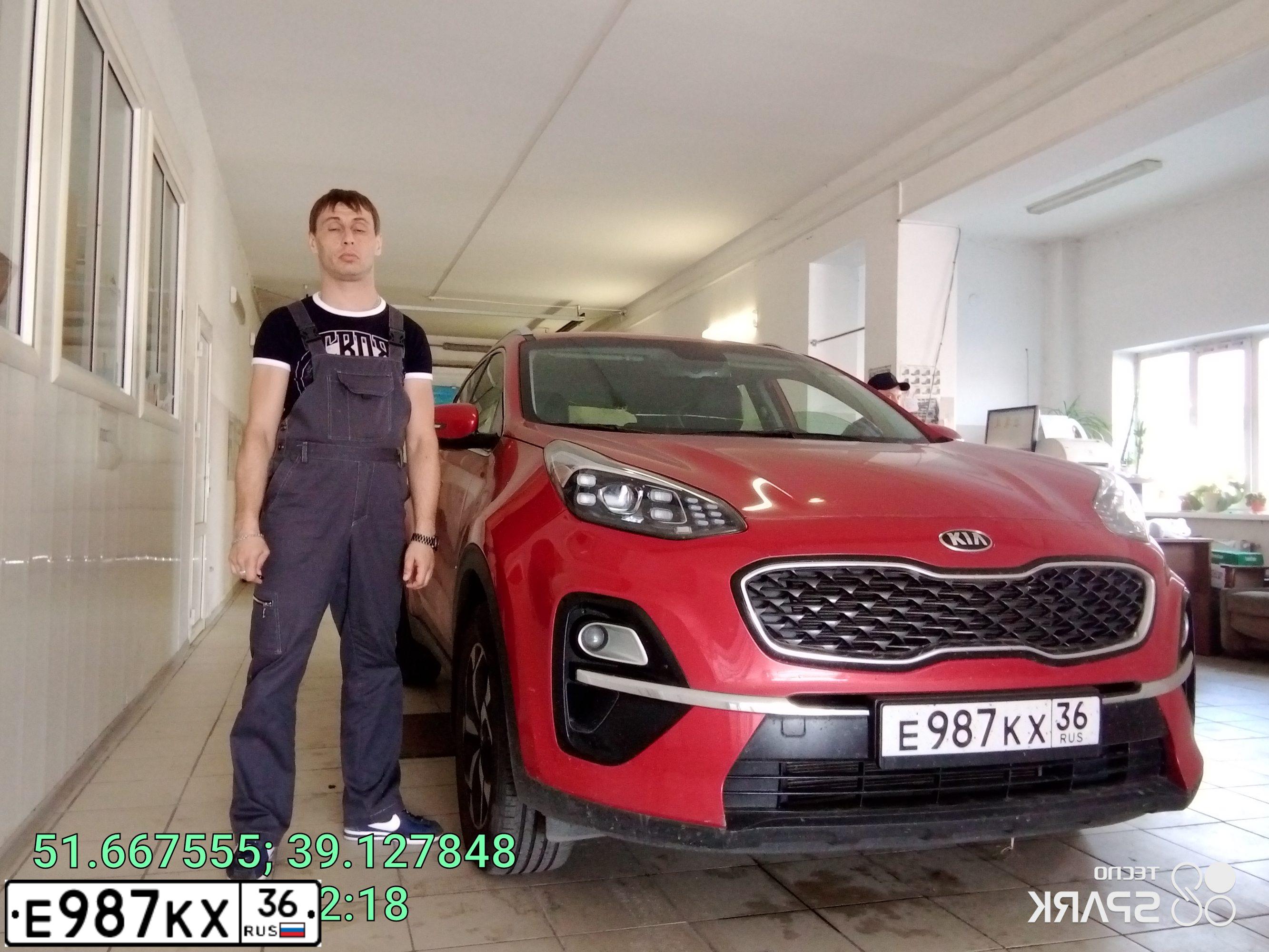 Фото автомобиля КИА QLE (SPORTAGE), 2019 — госномер А777КА136. Цвет: Красный