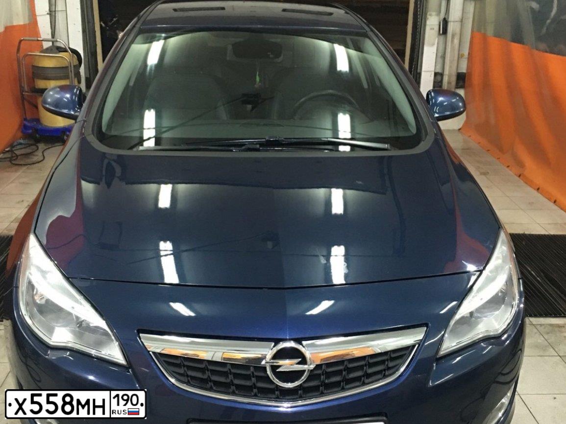 Фото автомобиля OPEL ASTRA, 2010 — госномер Е454ЕВ147
