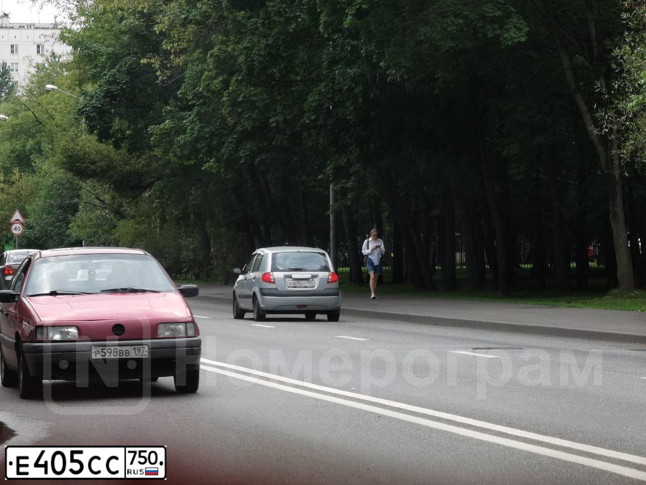 Фото автомобиля HYUNDAI GETZ, 2008 — госномер Е405СС750. Цвет: Серебристый
