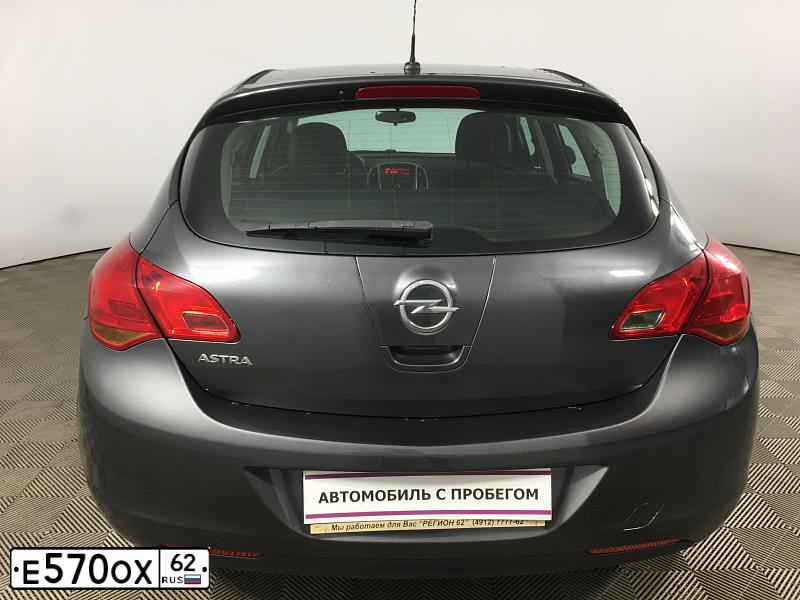 Фото автомобиля OPEL ASTRA, 2011 — госномер Е415ТТ62. Цвет: СЕРЫЙ МЕТАЛЛИК