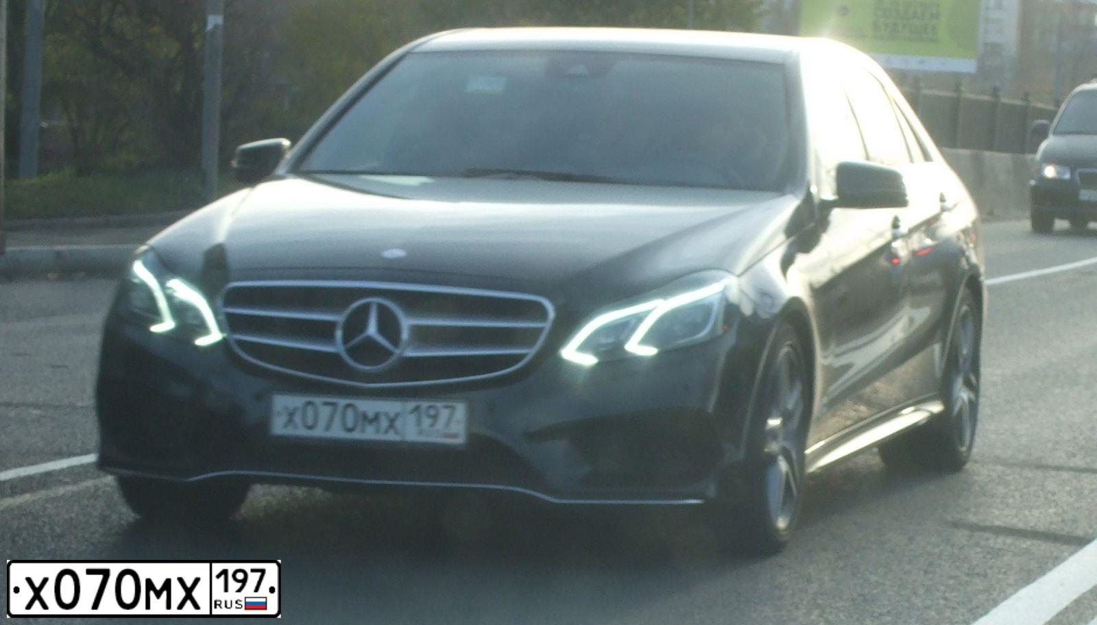 Фото автомобиля VOLKSWAGEN PASSAT, 2011 — госномер Х070МХ197. Цвет: ЧЕРНЫЙ