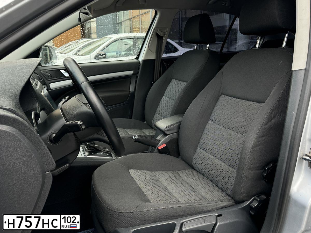 Фото автомобиля SKODA OCTAVIA, 2012 — госномер Н757НС102. Цвет: СЕРЕБРИСТЫЙ