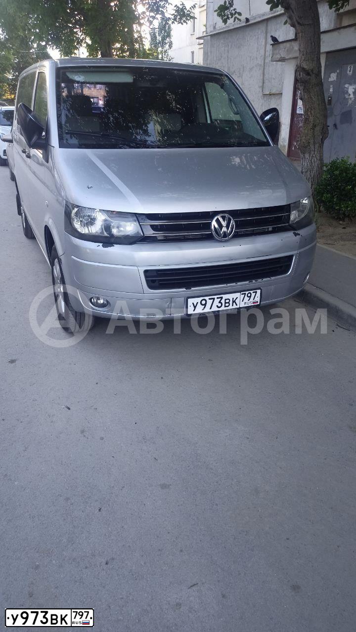 Фото автомобиля VOLKSWAGEN (WV2) MULTIVAN, 2011 — госномер У973ВК797. Цвет: Серый