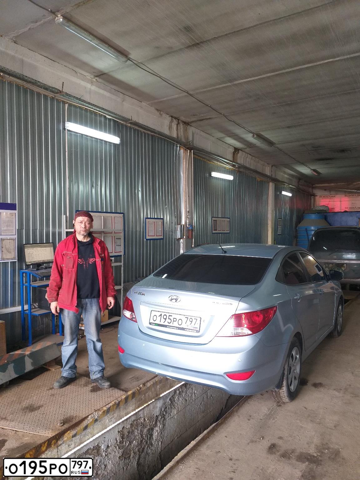 Фото автомобиля HYUNDAI SOLARIS, 2011 — госномер Р792ВН126. Цвет: СЕРО-ГОЛУБОЙ