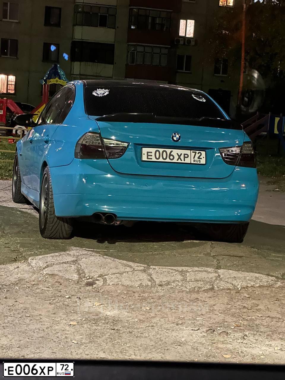 Фото автомобиля BMW SERIE 3, 2006 — госномер Е006ХР72. Цвет: ЧЕРНЫЙ