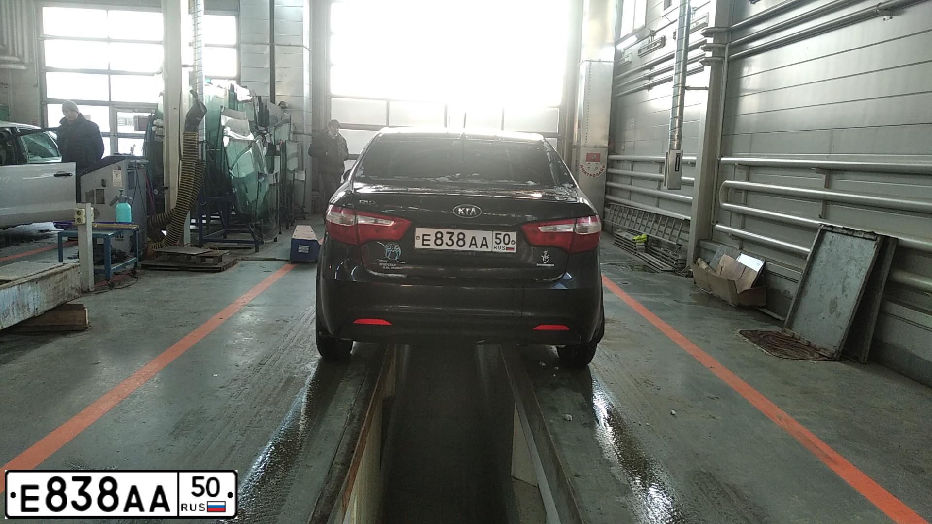 Фото автомобиля KIA RIO, 2011 — госномер Р434ОА67. Цвет: ЧЕРНЫЙ