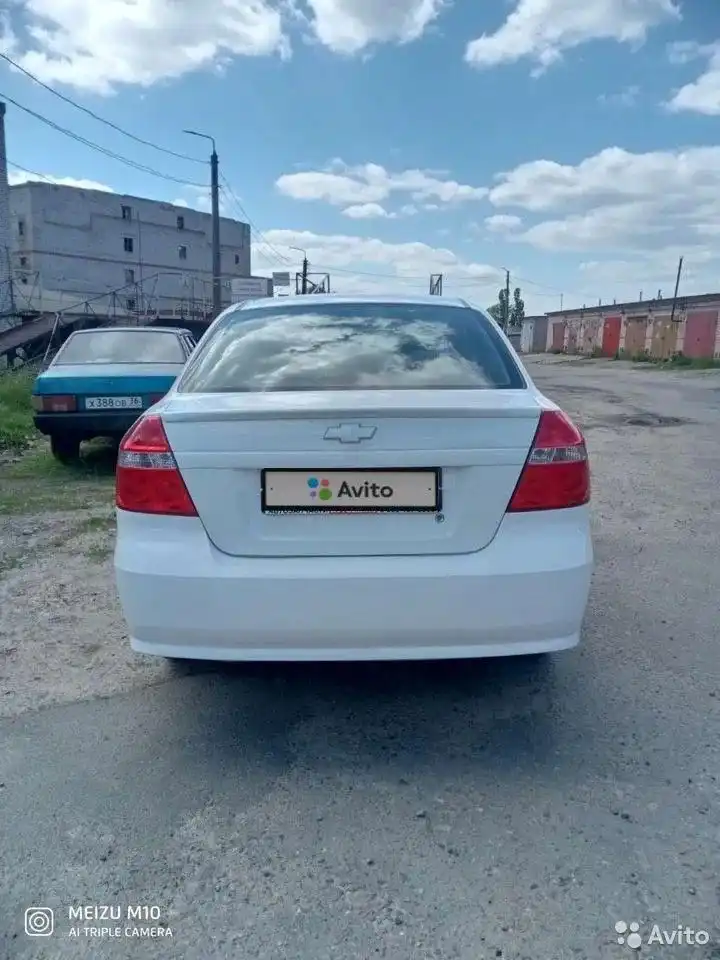 Фото автомобиля LADA 2109 SAMARA, 1997 — госномер Х388ОВ36. Цвет: сине-зеленый