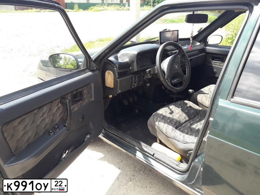 Фото автомобиля LADA 2109 SAMARA, 2002 — госномер К991ОУ22. Цвет: Темно-зеленый