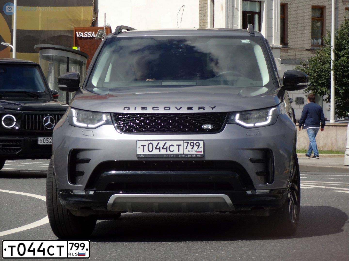 Фото автомобиля LAND ROVER DISCOVERY, 2019 — госномер У453РЕ71. Цвет: СЕРЫЙ