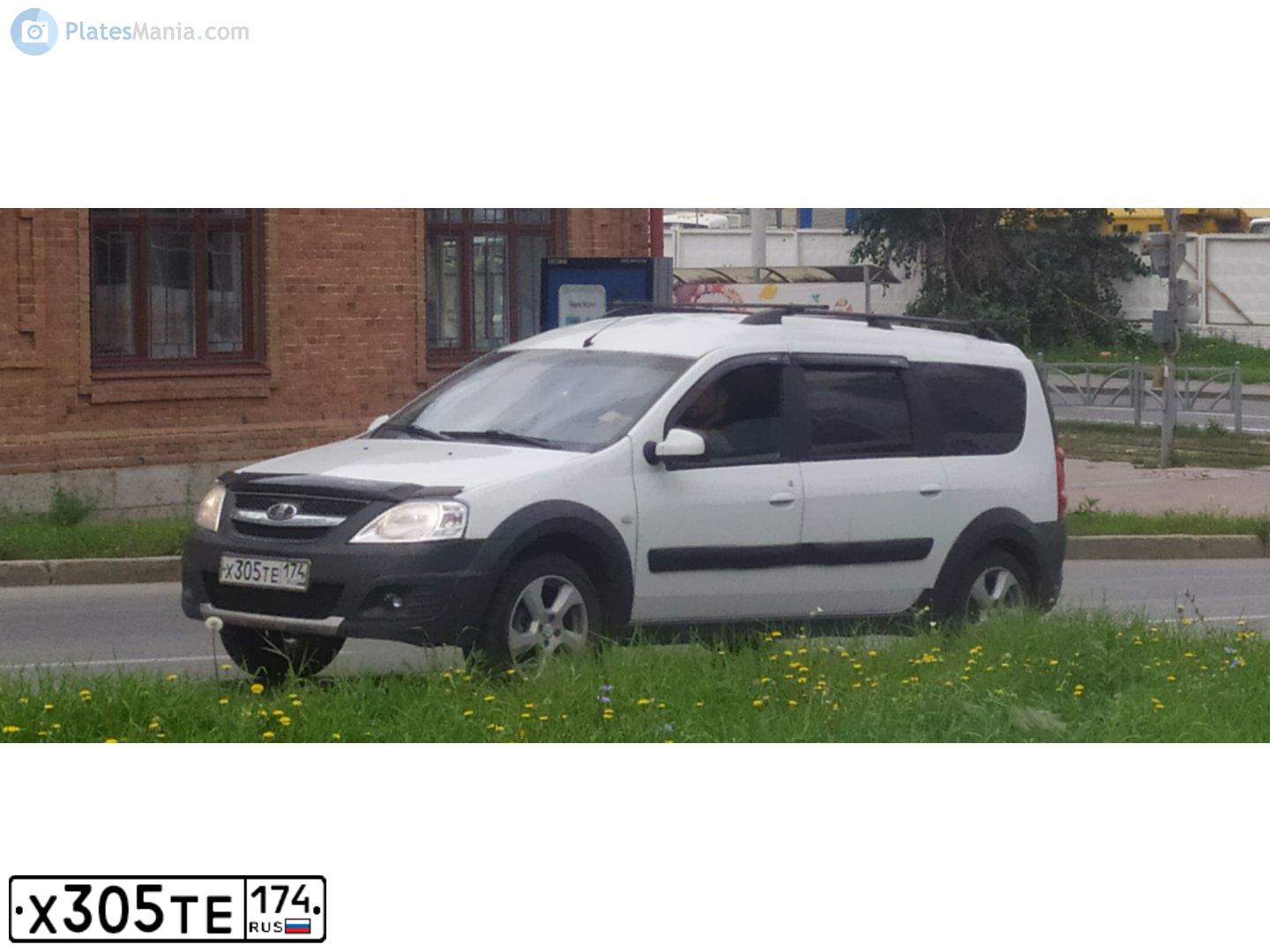 Фото автомобиля LADA LARGUS, 2015 — госномер Х305ТЕ174. Цвет: Белый