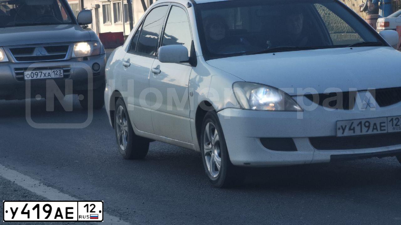 Фото автомобиля LADA 2170 PRIORA, 2007 — госномер В152НХ21. Цвет: СЕРЕБРИСТО-ГОЛУБОЙ