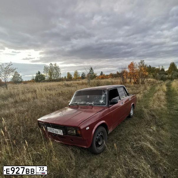 Фото автомобиля LADA 2105, 2001 — госномер Е927ВВ73. Цвет: ТЕМНО-БОРДОВЫЙ