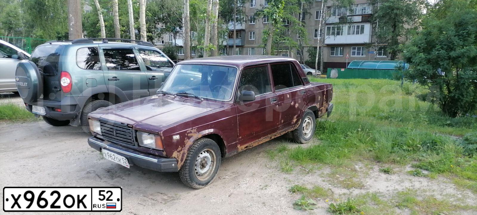 Фото автомобиля LADA 2107, 2008 — госномер Х962ОК152. Цвет: ТЕМНО-ВИШНЕВЫЙ
