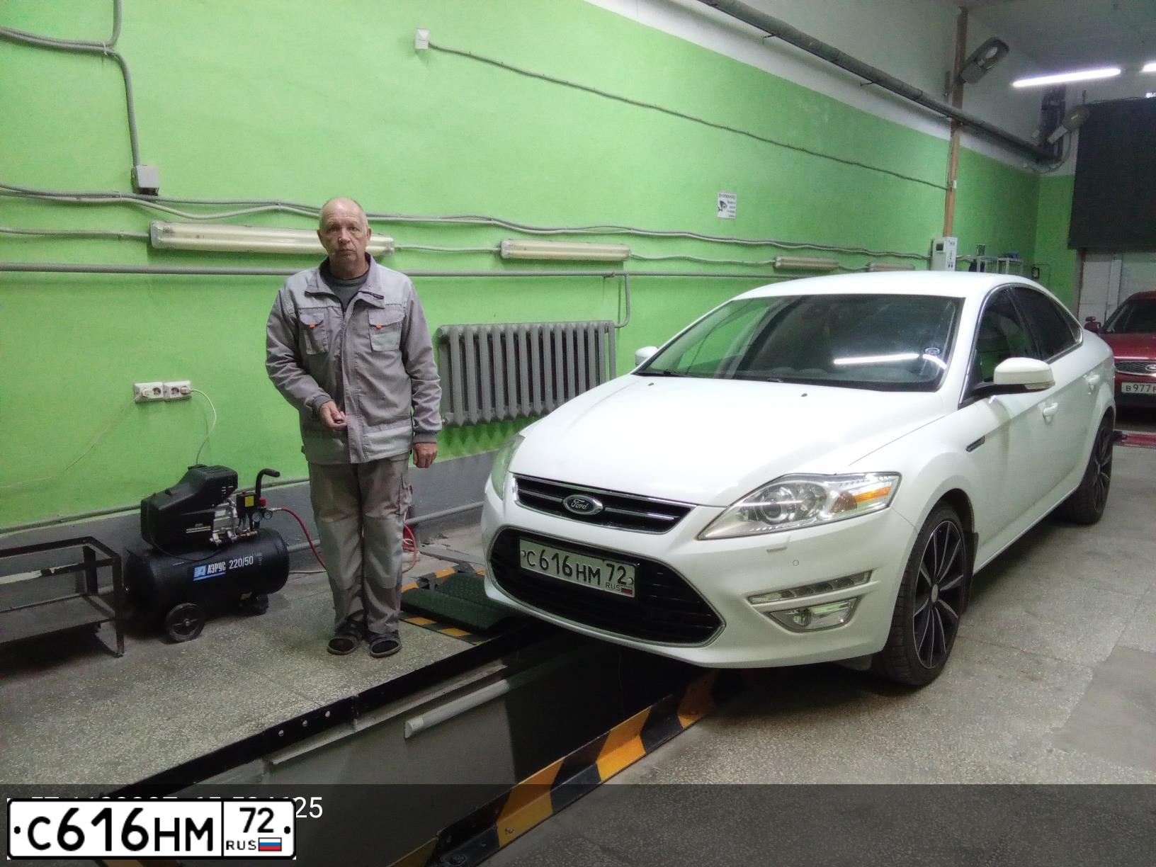 Фото автомобиля FORD MONDEO, 2011 — госномер О511НН196