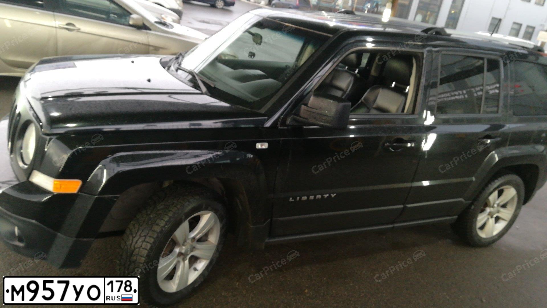 Фото автомобиля JEEP LIBERTY, 2012 — госномер С615ТМ69. Цвет: ЧЕРНЫЙ