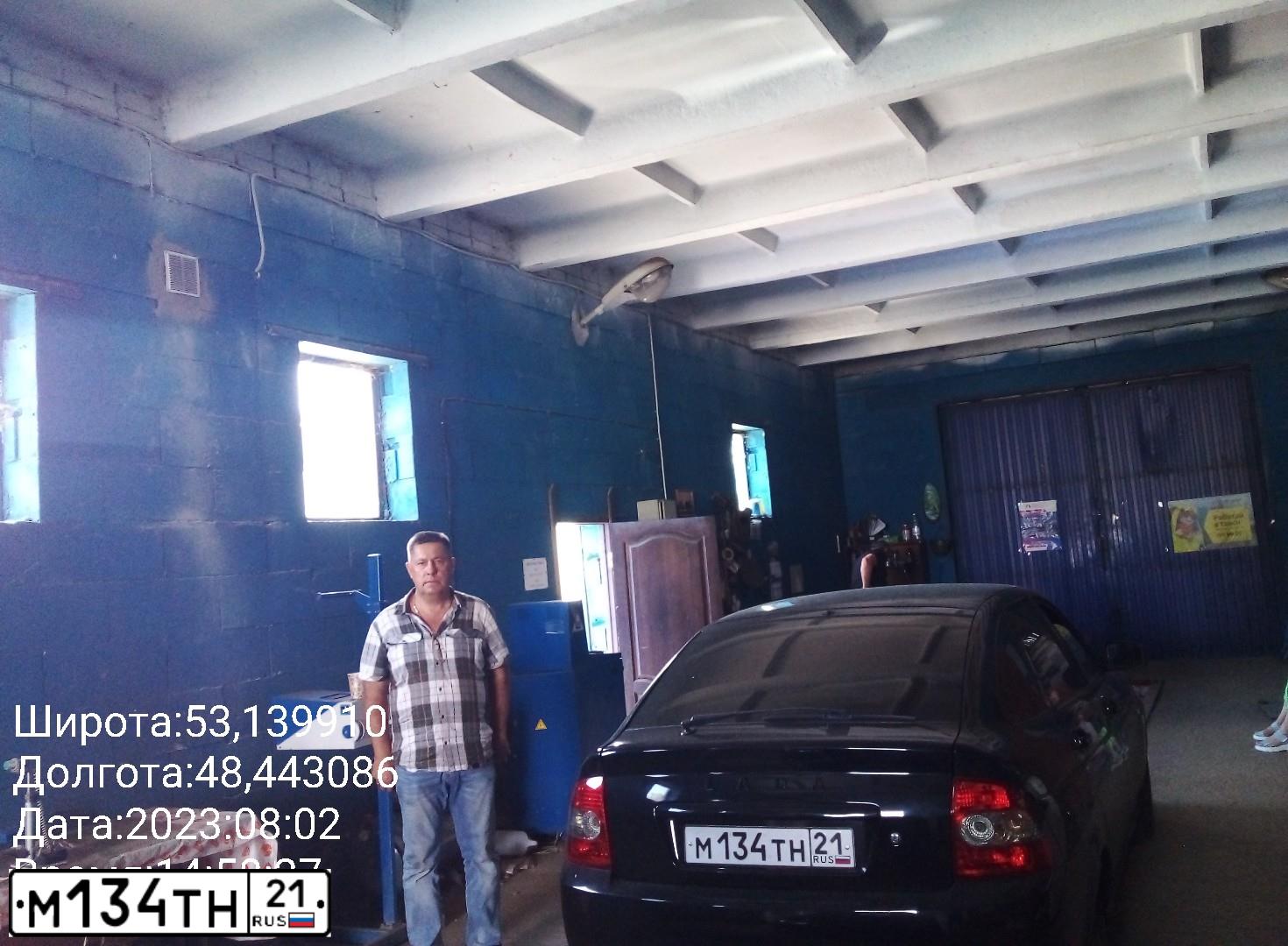 Фото автомобиля LADA 217230 LADA PRIORA, 2011 — госномер М860ЕЕ763. Цвет: Сине-Черный