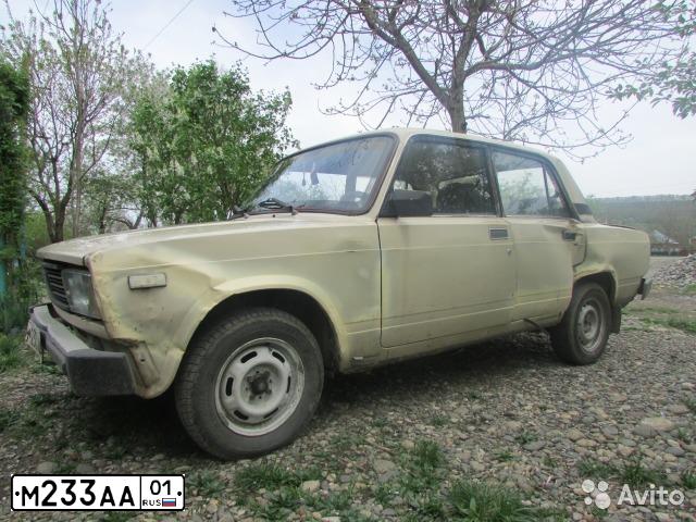 Фото автомобиля LADA 2105 LADA, 1989 — госномер А210СВ01. Цвет: БЕЖЕВЫЙ