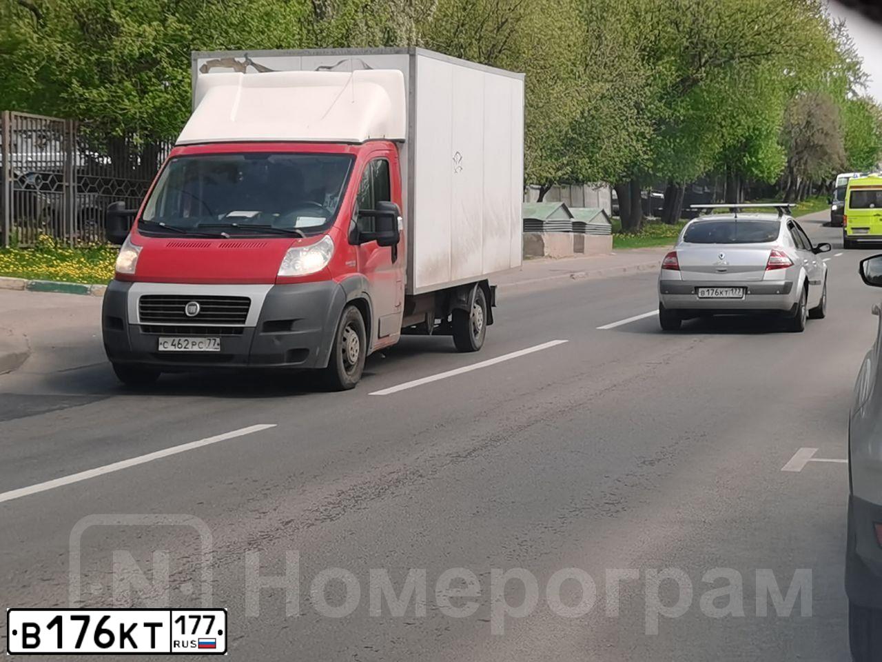 Фото автомобиля RENAULT MEGANE, 2006 — госномер В176КТ177. Цвет: СЕРО-ГОЛУБОЙ