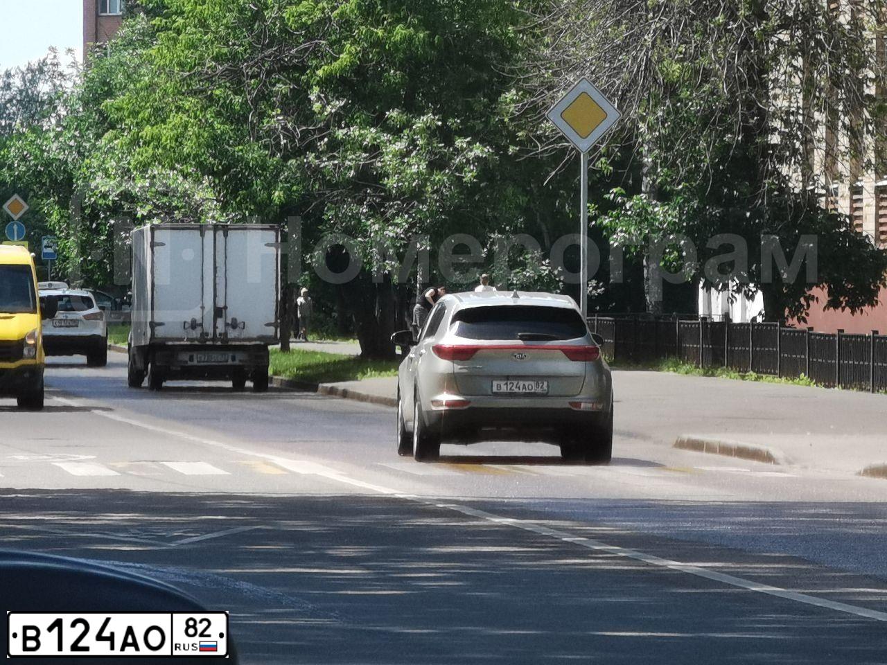 Фото автомобиля КИА QLE (SPORTAGE), 2017 — госномер Т925ЕН152. Цвет: СЕРЕБРИСТЫЙ