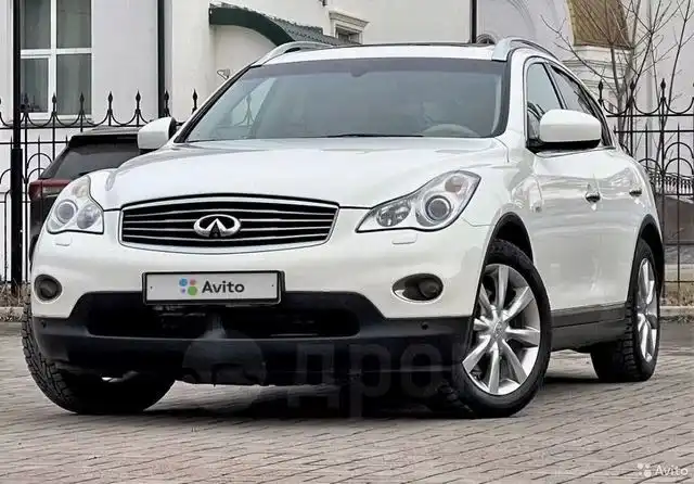 Фото автомобиля BMW X5, 2008 — госномер В555АВ159. Цвет: ЧЕРНЫЙ