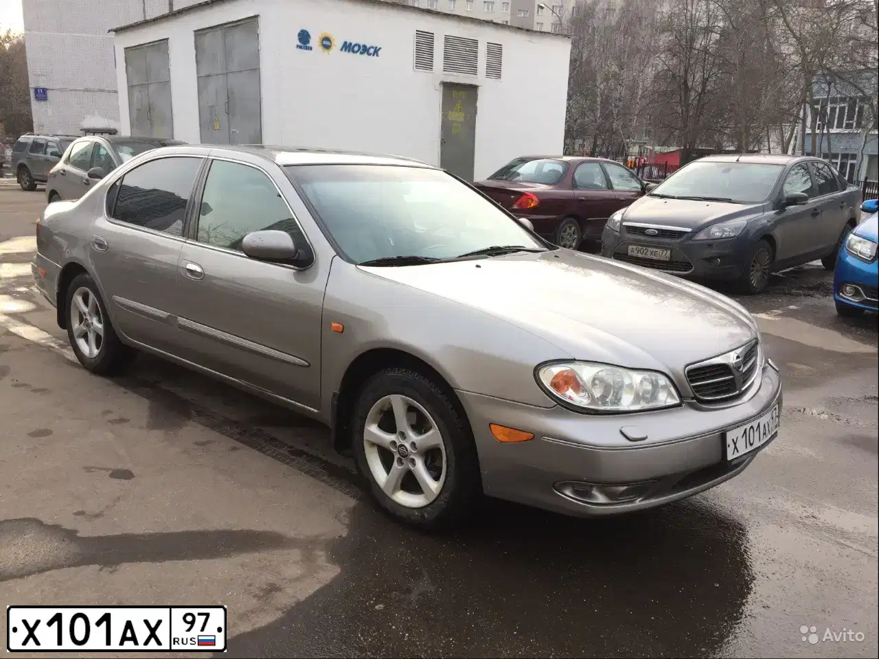 Фото автомобиля NISSAN MAXIMA, 2002 — госномер С043ЕХ977. Цвет: СВЕТЛО-СЕРЫЙ
