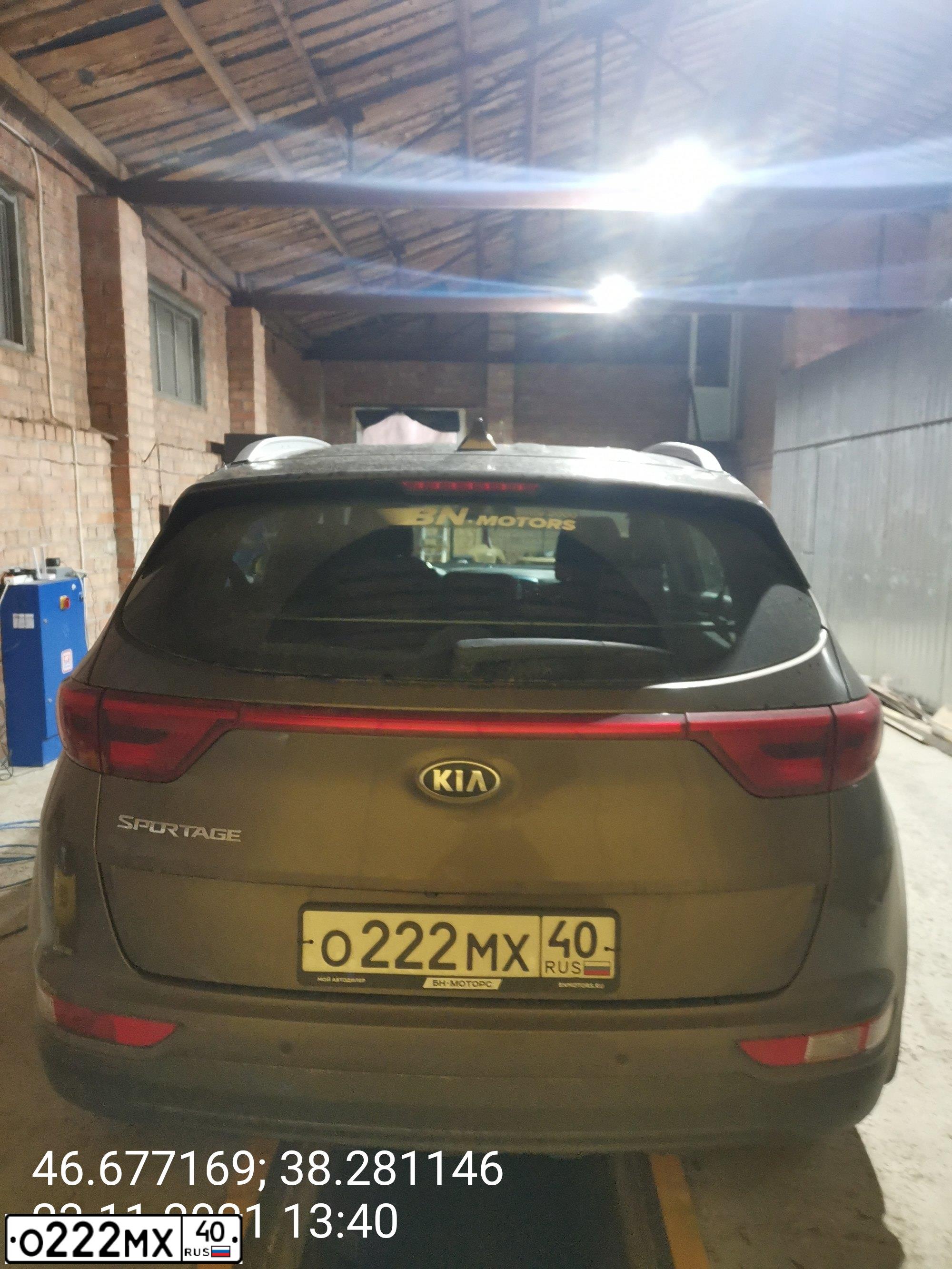 Фото автомобиля KIA SPORTAGE, 2018 — госномер О222МХ40. Цвет: Коричневый