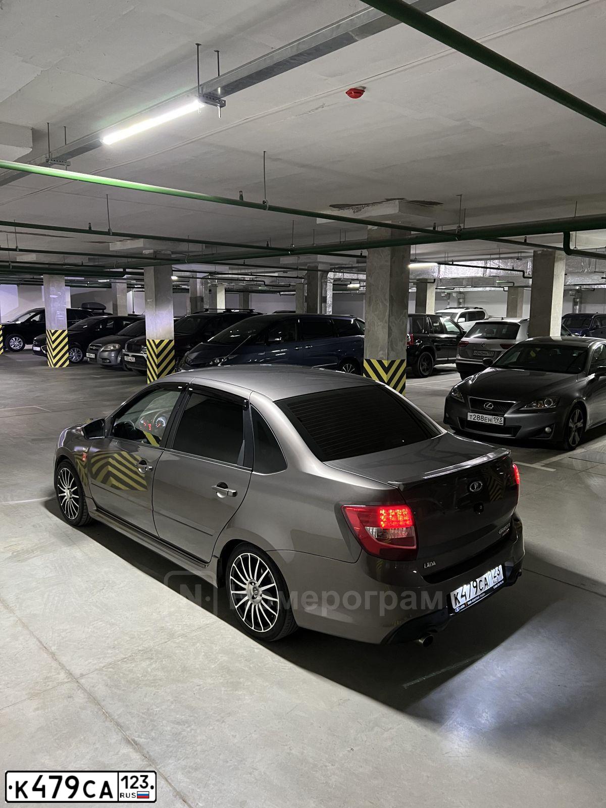 Фото автомобиля LADA 2190 GRANTA, 2016 — госномер К479СА123. Цвет: Золотисто-коричневый