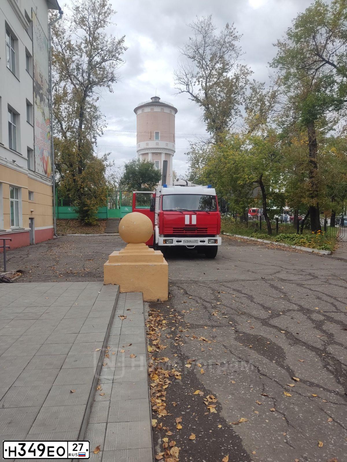 Фото автомобиля KAMAZ Z 43253 4X2, 2013 — госномер Н349ЕО27. Цвет: ГОСТ Р50574-02