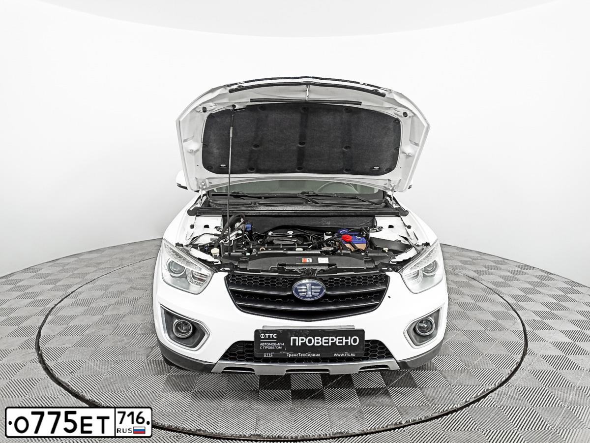 Фото автомобиля FAW BESTURN X80, 2017 — госномер А002ОЕ716. Цвет: Белый