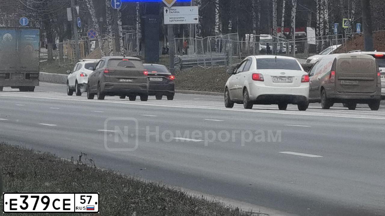 Фото автомобиля LADA 2114 SAMARA, 2009 — госномер Н342ОЕ05. Цвет: СРЕДНИЙ СЕРО-ЗЕЛ МЕТ