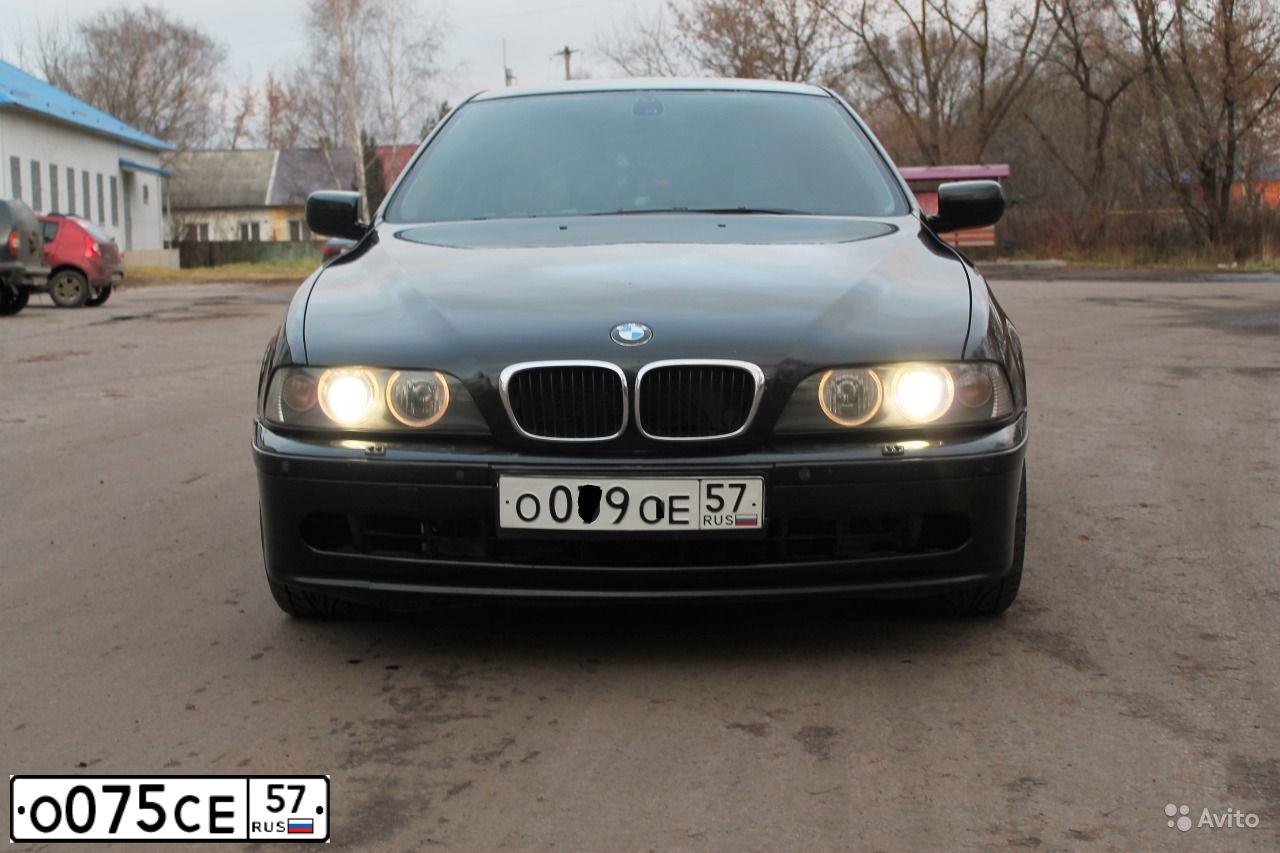 Фото автомобиля MITSUBISHI GALANT, 1994 — госномер Р945ЕУ46. Цвет: синий