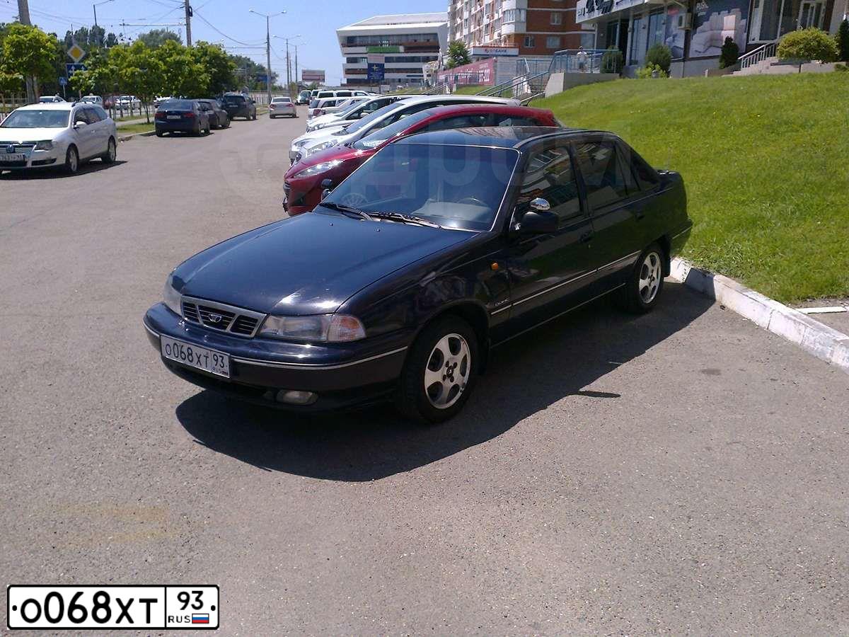 Фото автомобиля DAEWOO NEXIA, 2004 — госномер М542ЕА193. Цвет: Темно-синий