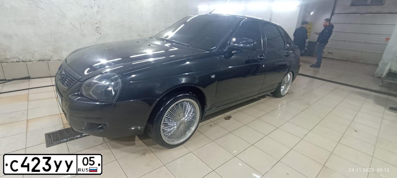 Фото автомобиля LADA 2172 PRIORA, 2012 — госномер В171АЕ156. Цвет: СИНЕ-ЧЕРНЫЙ