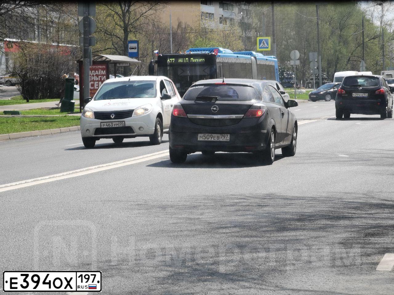 Фото автомобиля MERCEDES E-KLASSE, 2011 — госномер Х320ТТ62. Цвет: ЧЕРНЫЙ