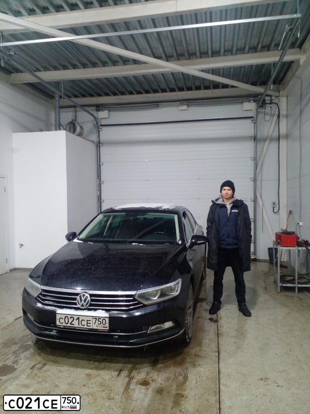 Фото автомобиля VOLKSWAGEN PASSAT, 2017 — госномер О178АВ10
