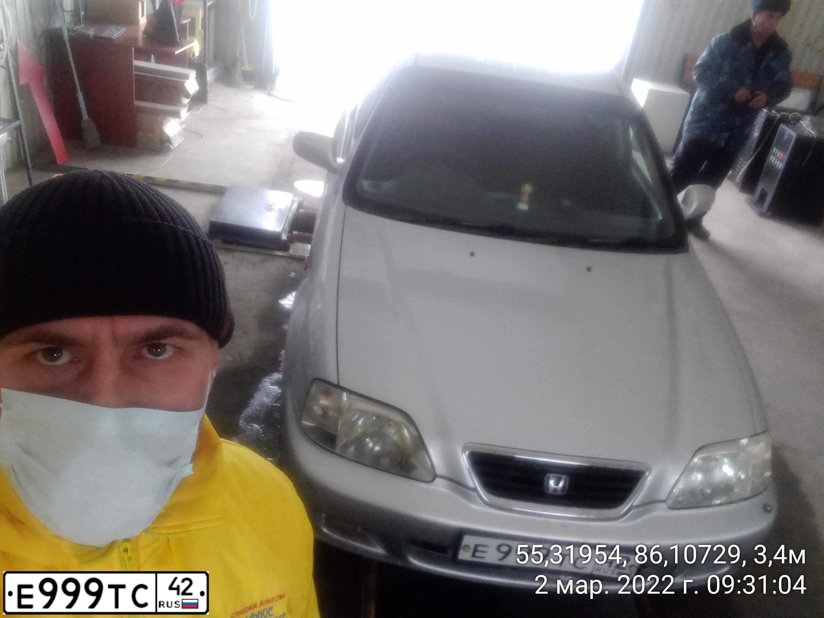 Фото автомобиля HONDA INTEGRA (КАТЕГОРИЯ B), 1999 — госномер Е999ТС42