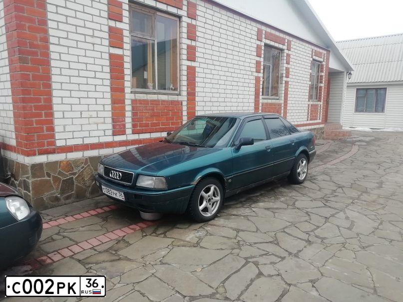 Фото автомобиля BMW X5, 2008 — госномер С002РК36. Цвет: БЕЛЫЙ