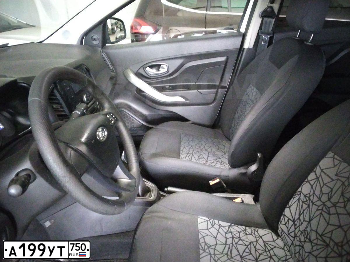 Фото автомобиля LADA XRAY, 2019 — госномер А199УТ750. Цвет: БЕЛЫЙ