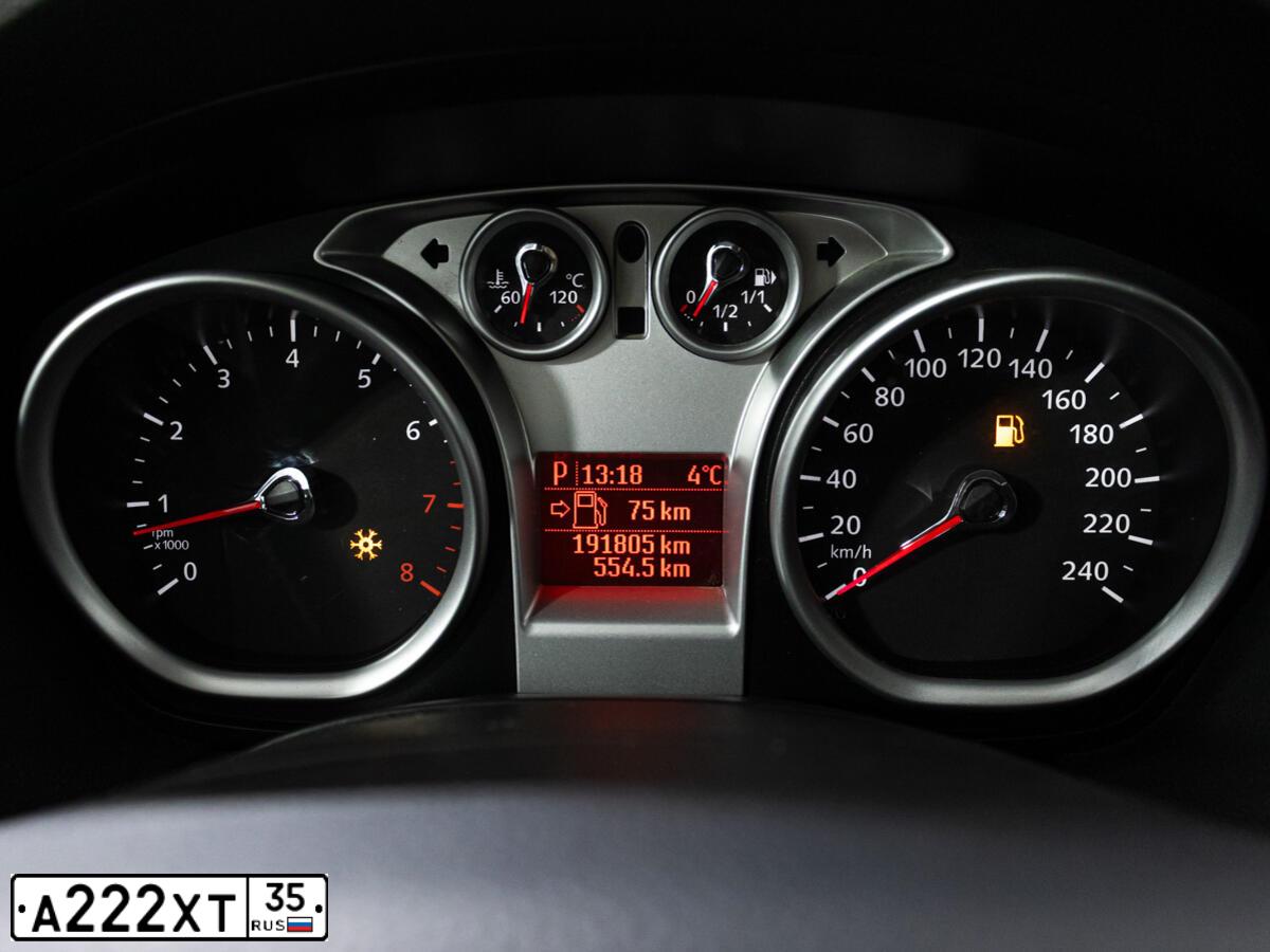Фото автомобиля FORD D FOCUS, 2008 — госномер Х888ТК76. Цвет: Белый