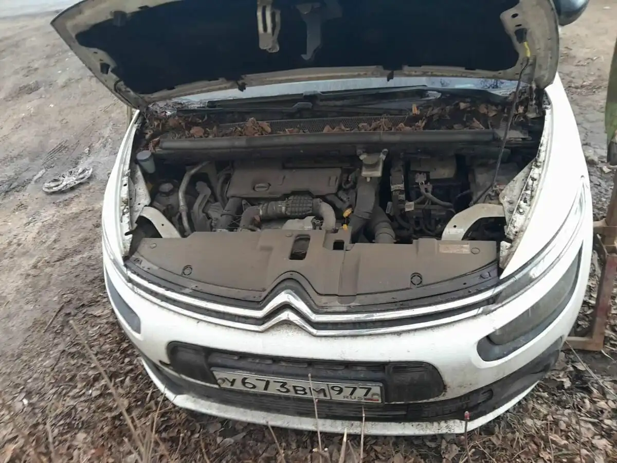 Фото автомобиля CITROEN C4 PICASSO, 2017 — госномер У673ВМ977. Цвет: БЕЛЫЙ