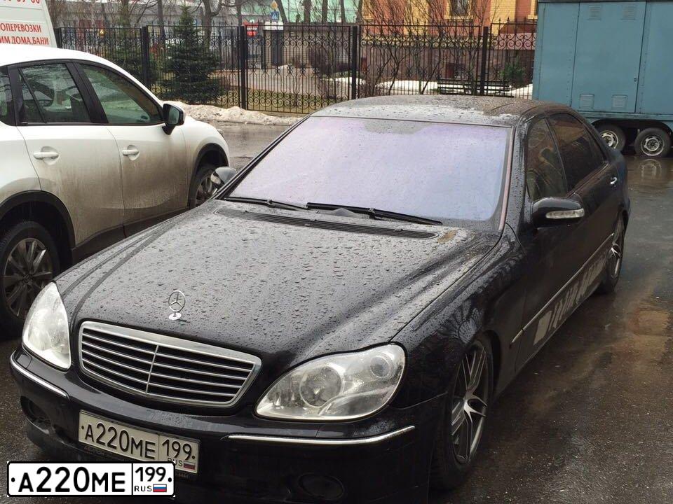 Фото автомобиля MERCEDES-BENZ S-CLASS, 1999 — госномер К333ОВ790. Цвет: ЧЕРНЫЙ