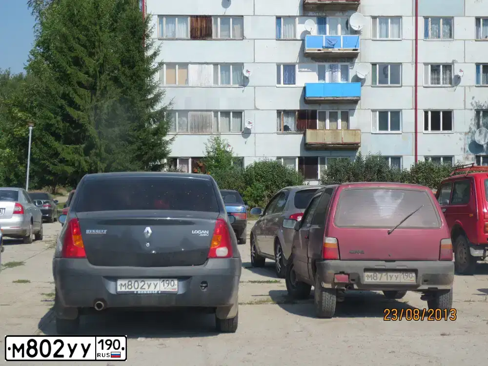 Фото автомобиля RENAULT LOGAN, 2006 — госномер М802УУ190. Цвет: СЕРЫЙ ТЕМНЫЙ
